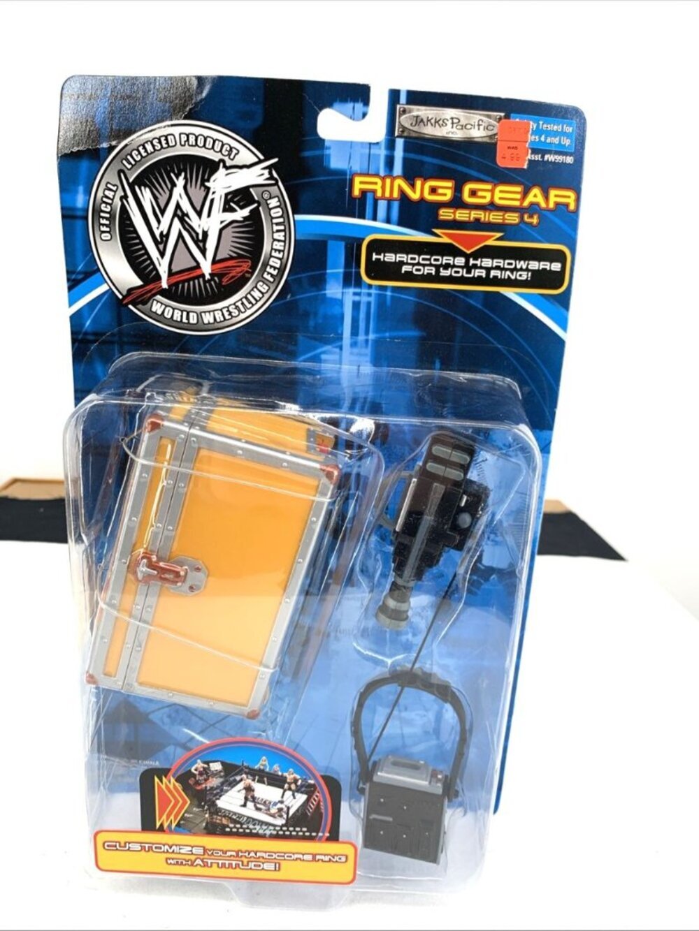 Jakks WWF Ring Gear Series 4 Camera And Backpack/Bag Accessory Prop NOS 2001